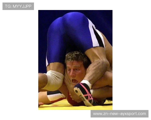 世界摔跤锦标赛：美国队9金强势统治